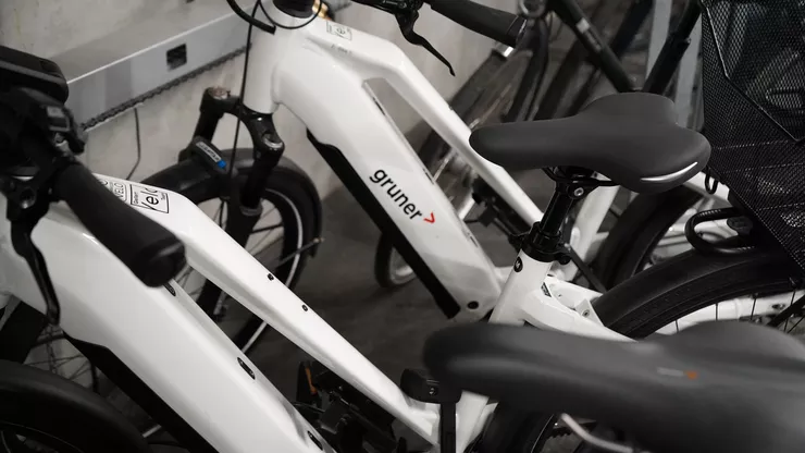 Gruner E-Bikes nachhaltige Mobilit&auml;t